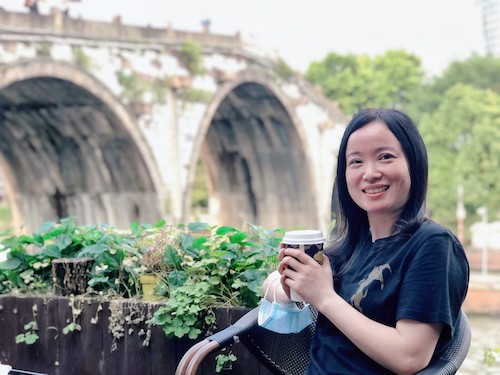 卢美艳 卢美艳