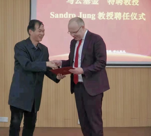 照片2 照片2