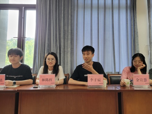 学生代表3 学生代表3
