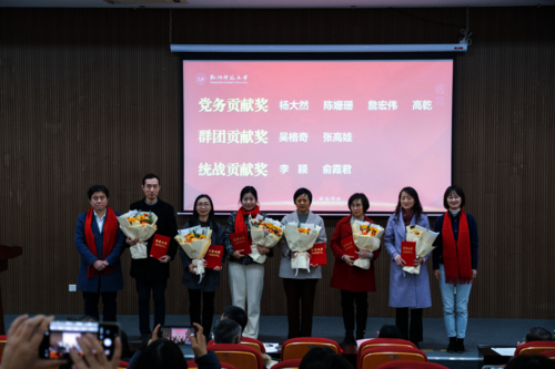 图片11 图片11