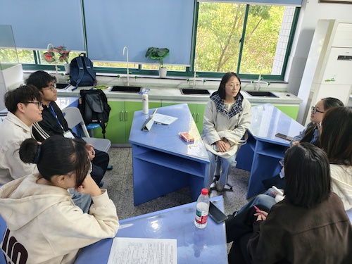辅导员走访实习学校